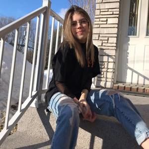 Meet your Posher, Amélya